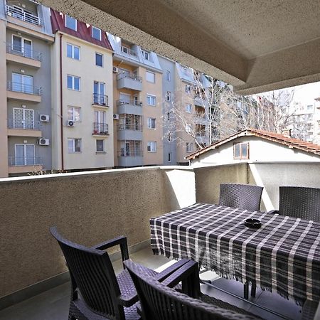 Hostel 42 Skopje Ngoại thất bức ảnh