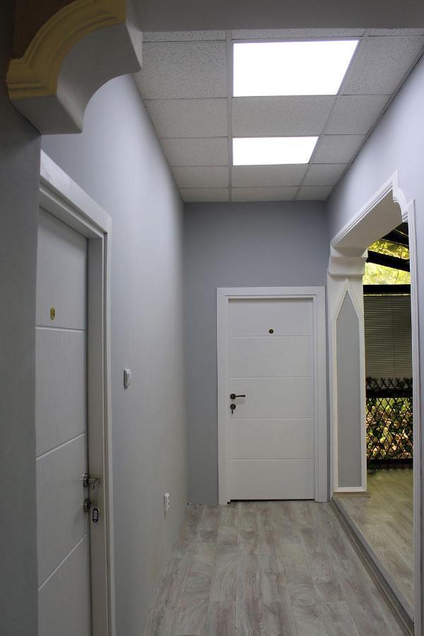 Hostel 42 Skopje Ngoại thất bức ảnh