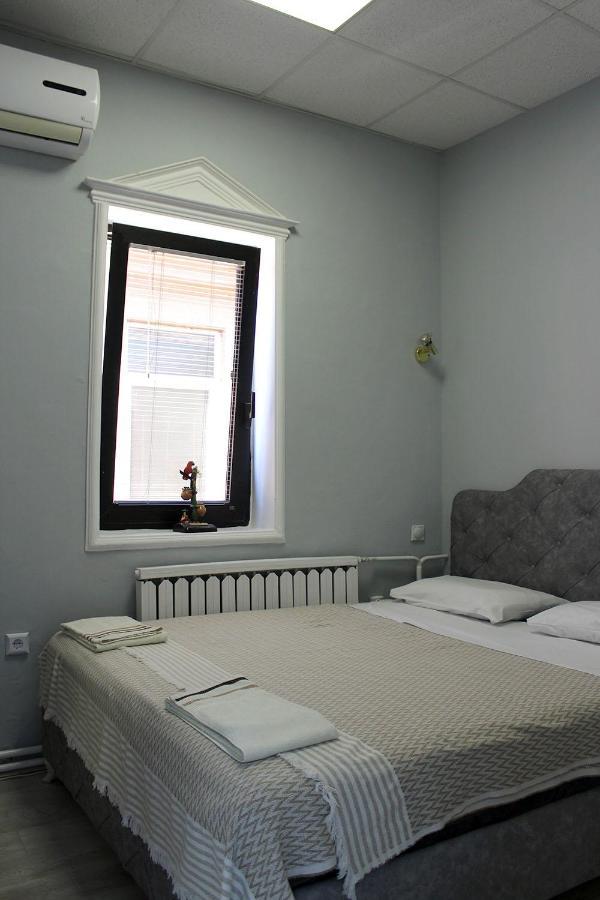 Hostel 42 Skopje Ngoại thất bức ảnh
