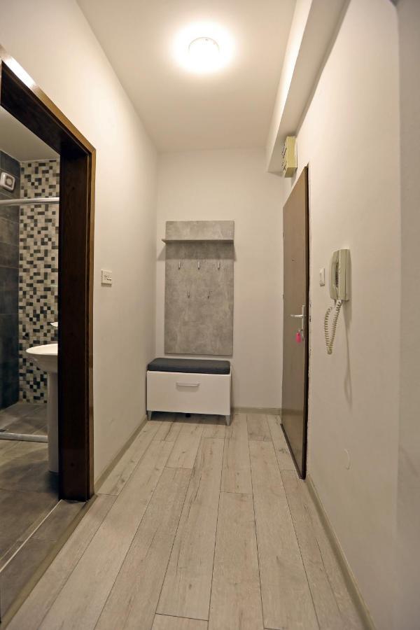 Hostel 42 Skopje Ngoại thất bức ảnh