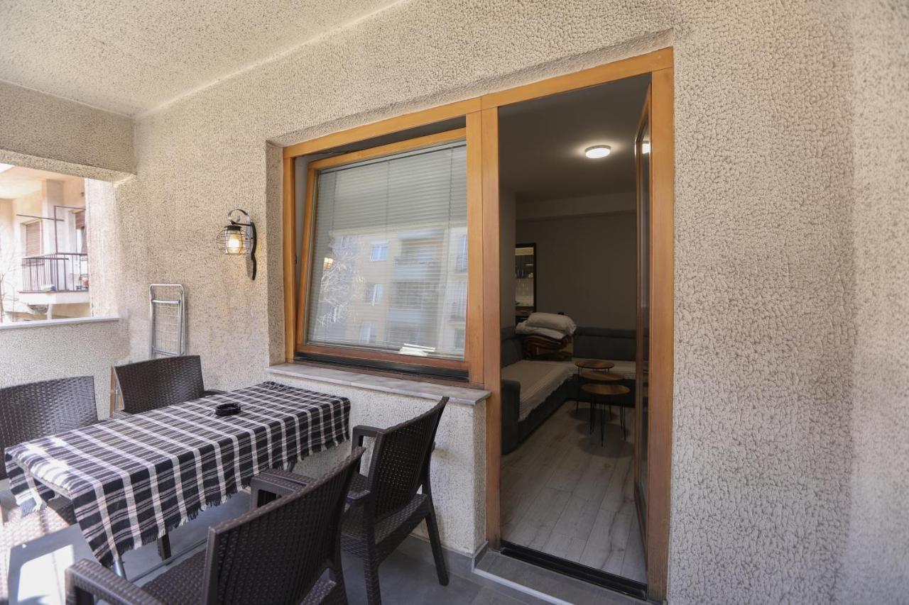 Hostel 42 Skopje Ngoại thất bức ảnh