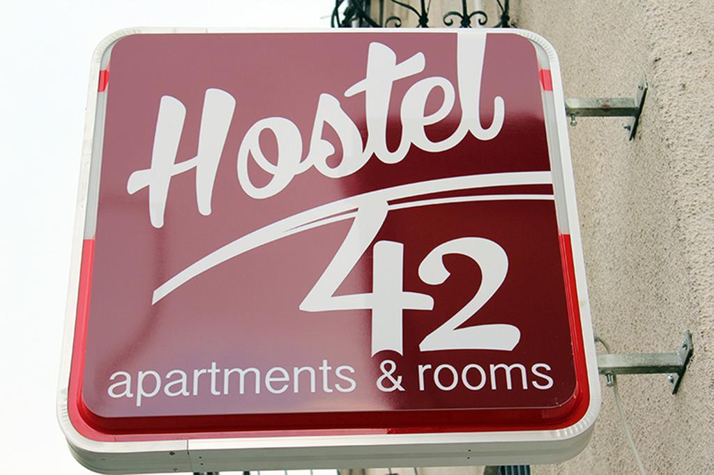 Hostel 42 Skopje Ngoại thất bức ảnh